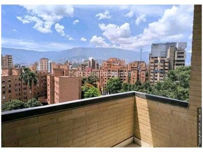 Apartaestudio en venta en Laureles, Medellín, 45 m² · foto 13 de 18