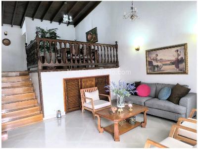 Casa de 3 alcobas en venta en Simon Bolivar, Medellín, 165 m² · foto 2 de 20