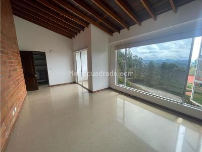 Casa de 5 alcobas en venta en Alto Del Escobero, Envigado, 300 m² · foto 7 de 13