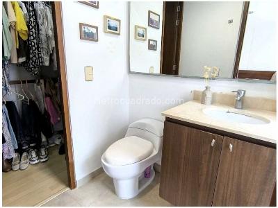 Apartamento en venta en Loma Del Indio, Medellín · foto 11 de 18