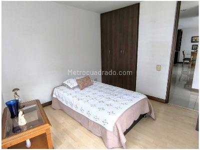 Apartamento en venta en Loma Del Indio, Medellín · foto 12 de 18