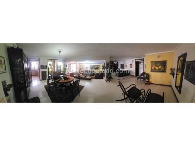 Apartamento de 3 alcobas en venta en Laureles / Occidente, Medellín, 210 m² · foto 2 de 14