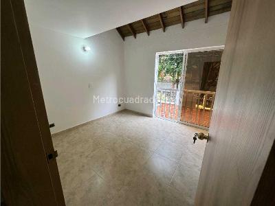Casa de 3 alcobas en venta en Belen La Mota En La Comuna 16 De Medellin, Medellín, 113 m² · foto 7 de 20