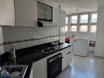 Apartamento en venta en Laureles En Medellin, Medellín · foto 11 de 20