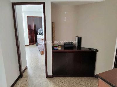 Apartamento en venta en Laureles En Medellin, Medellín · foto 15 de 20