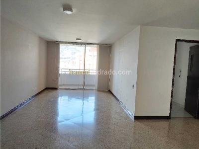Apartamento en venta en Laureles En Medellin, Medellín · foto 2 de 20