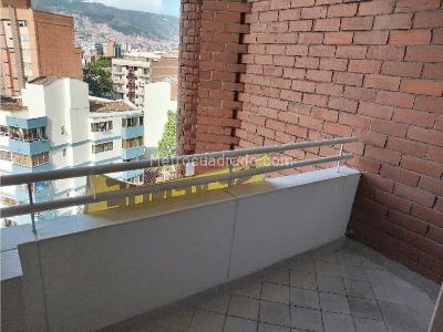 Apartamento en venta en Laureles En Medellin, Medellín · foto 5 de 20