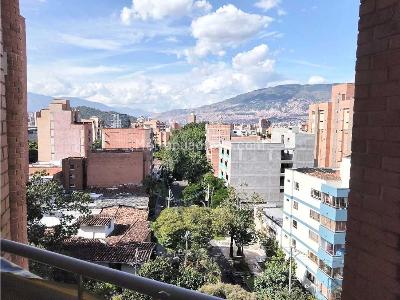 Apartamento en venta en Laureles En Medellin, Medellín · foto 6 de 20