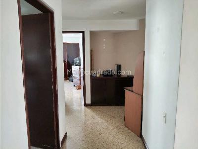 Apartamento en venta en Laureles En Medellin, Medellín · foto 9 de 20