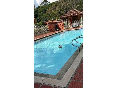 Casa de 3 alcobas en venta en Camino Verde, Envigado, 105 m² · foto 3 de 20