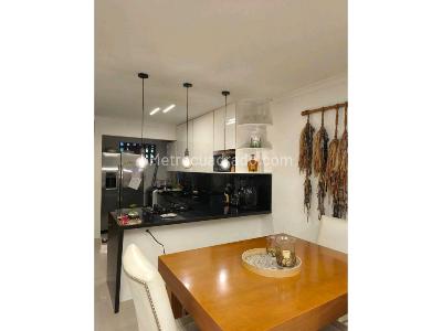 Casa de 3 alcobas en venta en Camino Verde, Envigado, 105 m² · foto 13 de 20