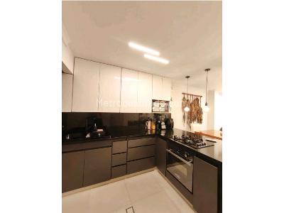 Casa de 3 alcobas en venta en Camino Verde, Envigado, 105 m² · foto 15 de 20
