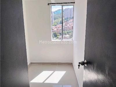 Apartamento de 3 alcobas en venta en Robledo La Campiña, Medellín, 52 m² · foto 12 de 20