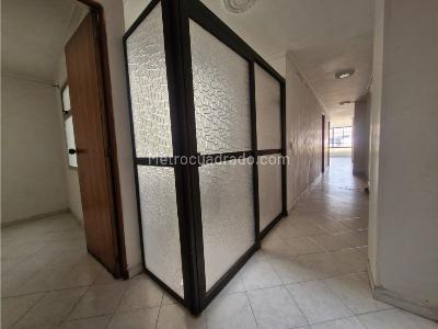 Apartamento de 3 alcobas en venta en Laureles Las Acacias, Medellín, 100 m² · foto 14 de 20