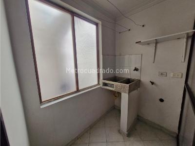 Apartamento de 3 alcobas en venta en Laureles Las Acacias, Medellín, 100 m² · foto 16 de 20