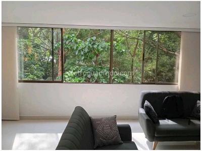Apartamento en venta en El Poblado, Medellín · foto 3 de 10