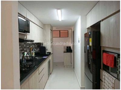 Apartamento en venta en El Poblado, Medellín · foto 6 de 10