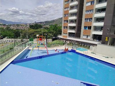 Apartamento de 3 alcobas en venta en San Gabriel, Bello, 54 m² · foto 3 de 18