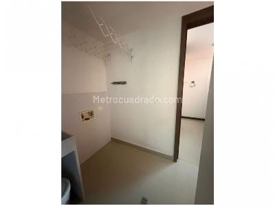 Apartamento de 3 alcobas en venta en Sabaneta, Sabaneta, 107 m² · foto 9 de 20