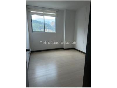 Apartamento de 3 alcobas en venta en Sabaneta, Sabaneta, 107 m² · foto 11 de 20