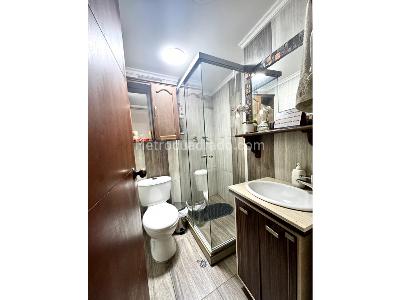 Apartamento de 3 alcobas en venta en Calasanz Parte Baja, Medellín, 107 m² · foto 2 de 11