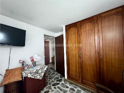 Apartamento de 3 alcobas en venta en Calasanz Parte Baja, Medellín, 107 m² · foto 3 de 11