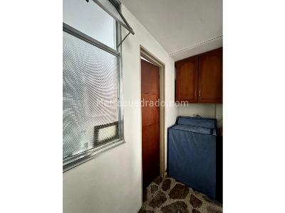 Apartamento de 3 alcobas en venta en Calasanz Parte Baja, Medellín, 107 m² · foto 10 de 11