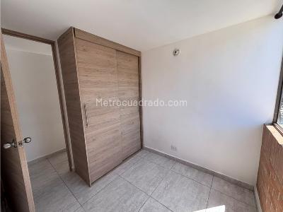 Apartamento de 3 alcobas en venta en El Trapiche, Bello · foto 7 de 20