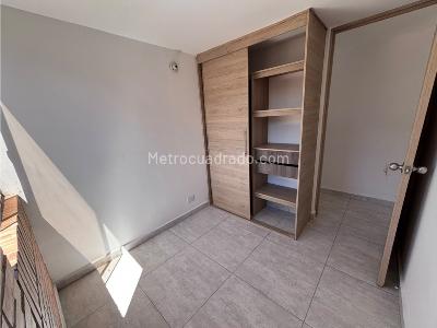 Apartamento de 3 alcobas en venta en El Trapiche, Bello · foto 8 de 20
