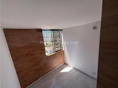 Apartamento de 3 alcobas en venta en El Trapiche, Bello · foto 17 de 20