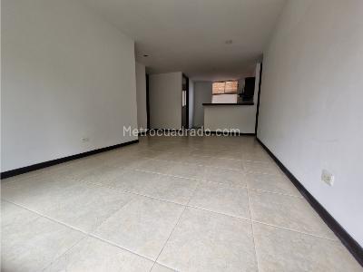 Apartamento de 2 alcobas en venta en El Poblado Castropol, Medellín, 63 m² · foto 3 de 20