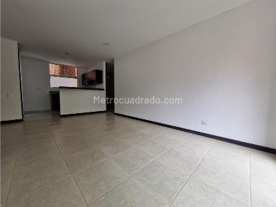 Apartamento de 2 alcobas en venta en El Poblado Castropol, Medellín, 63 m² · foto 4 de 20