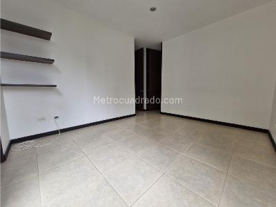 Apartamento de 2 alcobas en venta en El Poblado Castropol, Medellín, 63 m² · foto 11 de 20