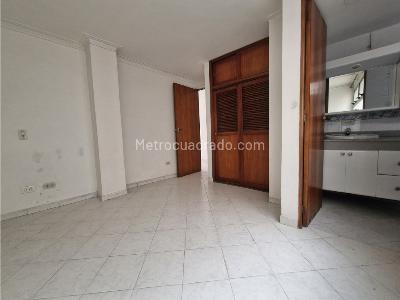 Apartamento en venta en Laureles Las Acacias, Medellín · foto 5 de 20
