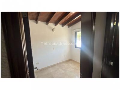 Casa de 5 alcobas en venta en Malibu, Medellín, 220 m² · foto 15 de 15