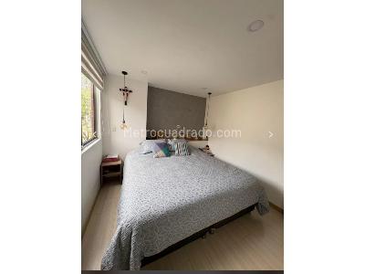 Apartamento de 3 alcobas en venta en Cumbres, Envigado, 98 m² · foto 3 de 13