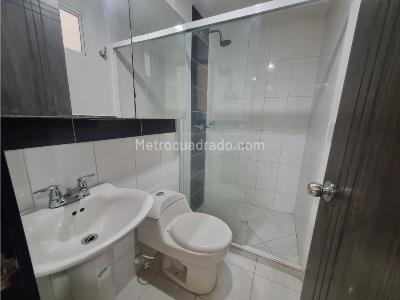 Apartamento de 3 alcobas en venta en Cabañitas, Bello, 97 m² · foto 12 de 20