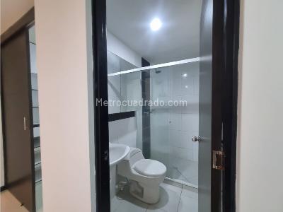 Apartamento de 3 alcobas en venta en Cabañitas, Bello, 97 m² · foto 15 de 20