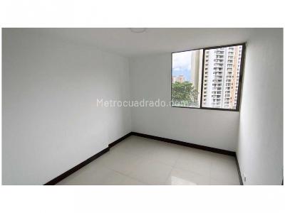 Apartamento de 4 alcobas en venta en Loma De Los Bernal, Medellín, 99 m² · foto 11 de 20