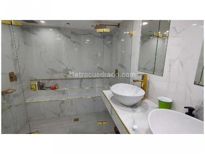 Casa de 3 alcobas en venta en Loma De Los Bernal, Medellín, 228 m² · foto 17 de 20
