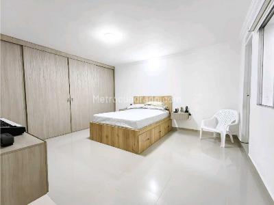 Apartamento de 3 alcobas en venta en Calasanz, Medellín, 91 m² · foto 19 de 20