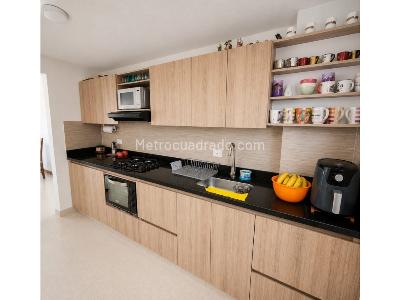 Apartamento de 3 alcobas en venta en Castallena, Medellín, 79 m² · foto 7 de 20