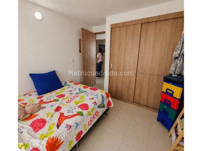 Apartamento de 3 alcobas en venta en Castallena, Medellín, 79 m² · foto 10 de 20