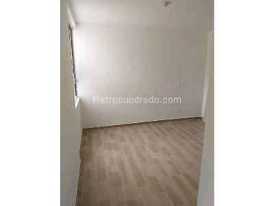 Apartamento en venta en Loma De Los Bernal, Medellín · foto 2 de 20