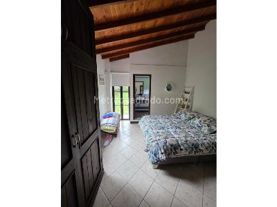 Casa de 4 alcobas en venta en Sabaneta, Sabaneta, 249 m² · foto 15 de 20