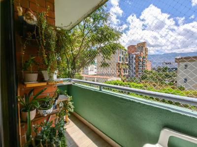 Apartamento de 3 alcobas en venta en Conquistadores, Medellín, 115 m² · foto 3 de 20