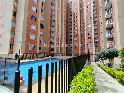 Apartamento de 3 alcobas en venta en Navarra Bello, Bello, 54 m² · foto 10 de 20