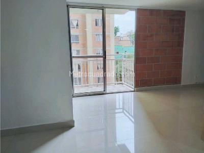 Apartamento de 3 alcobas en venta en Navarra Bello, Bello, 54 m² · foto 14 de 20