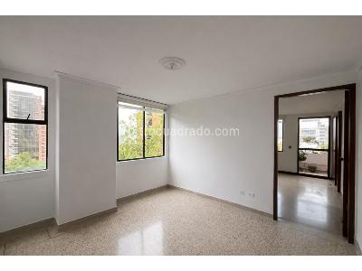 Apartamento de 3 alcobas en venta en El Poblado, Medellín, 136 m² · foto 6 de 10