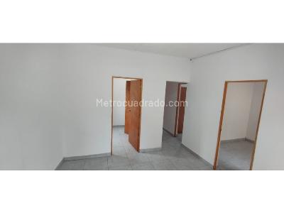Apartamento en venta en Centro, Medellín · foto 4 de 14